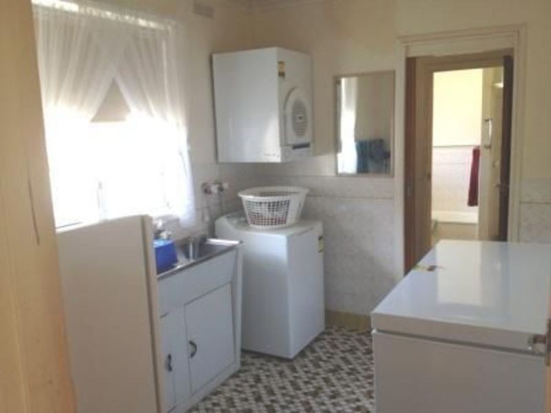 22 Lake Road, Norong VIC 3682