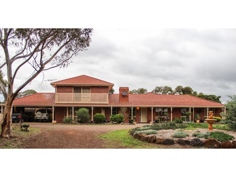 15  Arandt Road, Exford VIC 3338