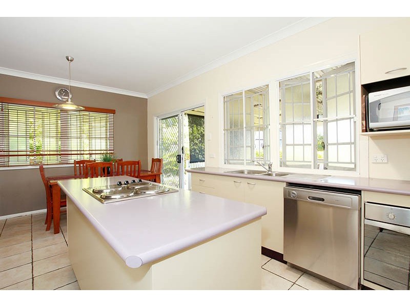 7 McEwan Street, Carina QLD 4152