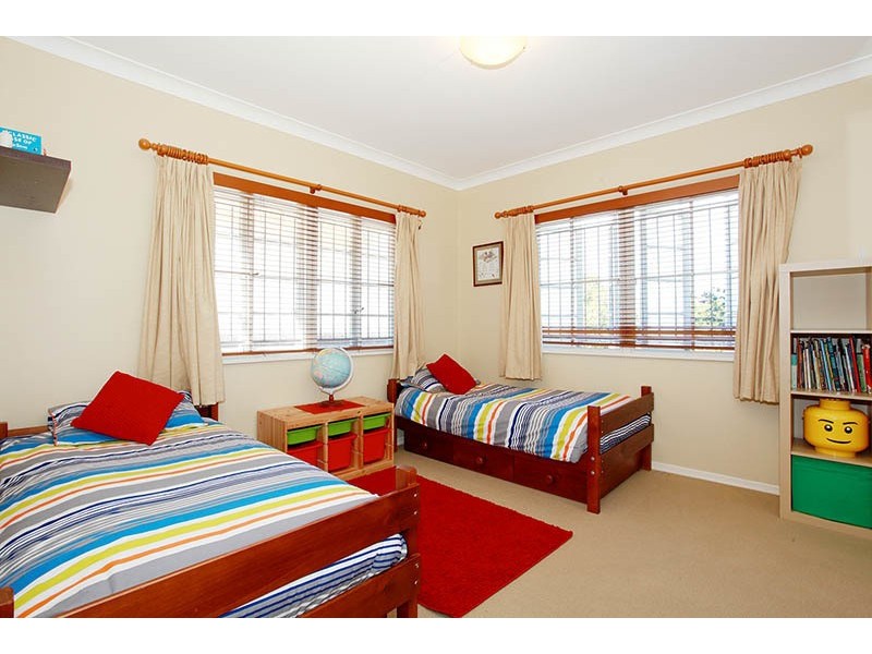 7 McEwan Street, Carina QLD 4152