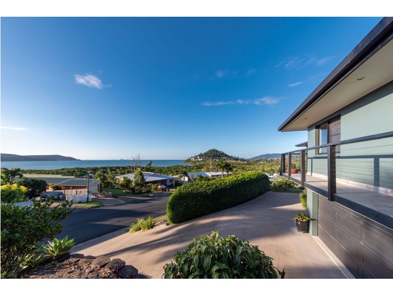 38 Macarthur Drive, Cannonvale QLD 4802