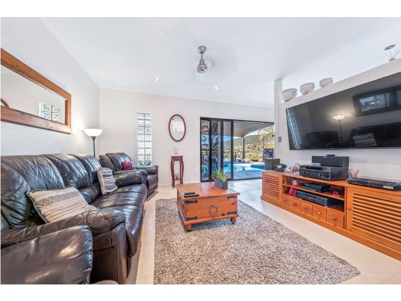 38 Macarthur Drive, Cannonvale QLD 4802