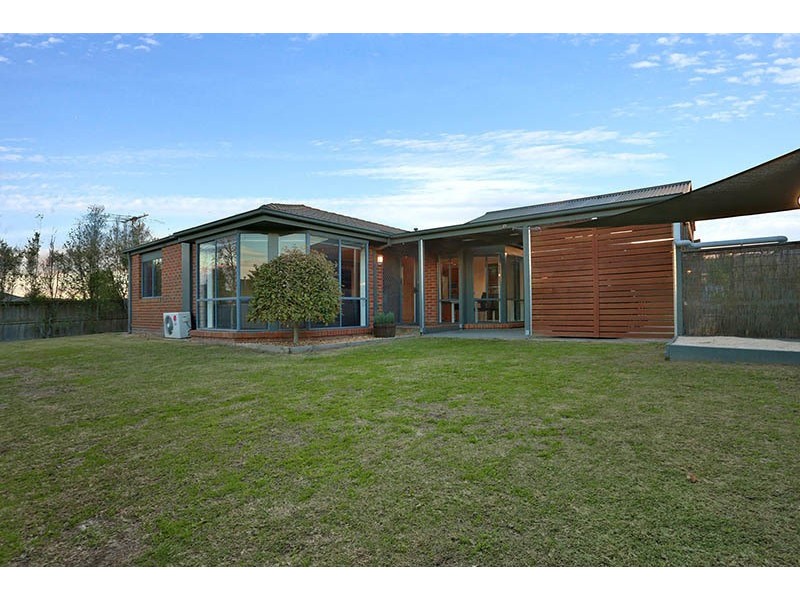 176 The Promenade, Narre Warren South VIC 3805