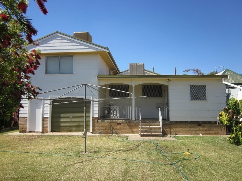 51 Alma Street, Wee Waa NSW 2388