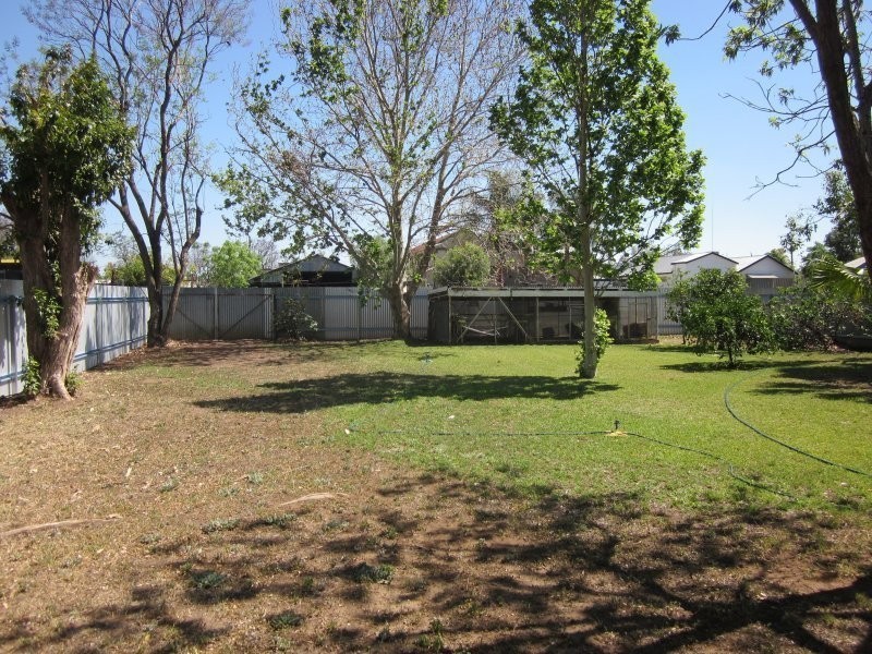 51 Alma Street, Wee Waa NSW 2388