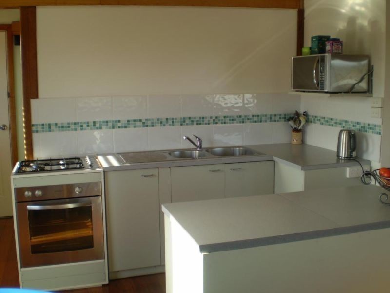 9 Rectory Street, Swansea TAS 7190