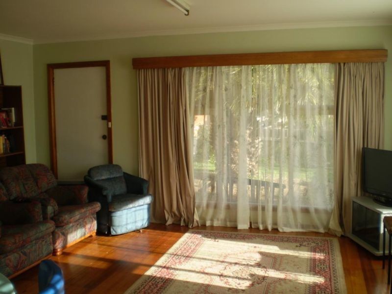 9 Rectory Street, Swansea TAS 7190