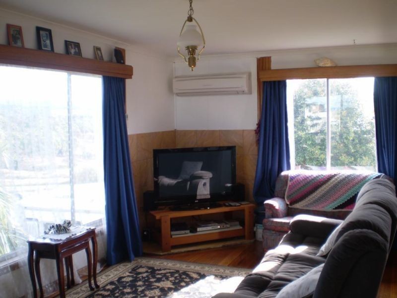 9 Rectory Street, Swansea TAS 7190
