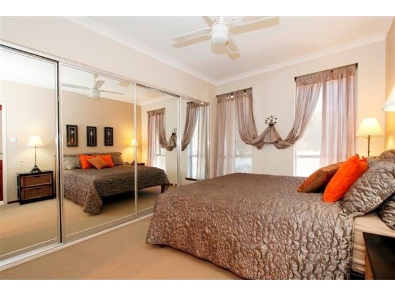 14 Mackay Way, Hillarys WA 6025