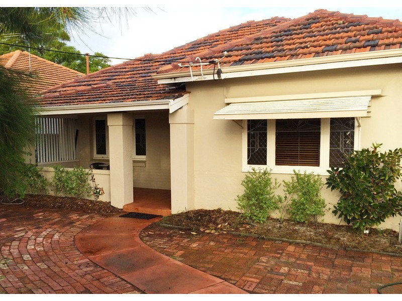 36 Walter Road West, Inglewood WA 6052