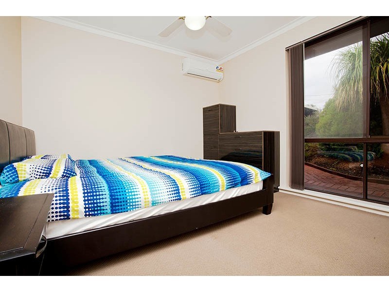 24  Abercairn Way, Parkwood WA 6147