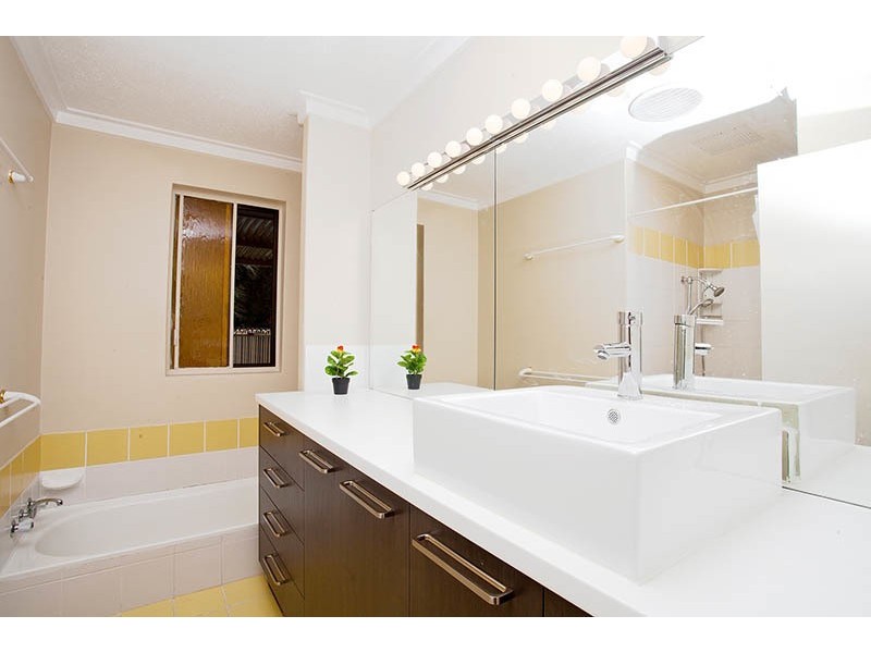 24  Abercairn Way, Parkwood WA 6147
