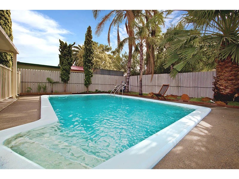 24  Abercairn Way, Parkwood WA 6147