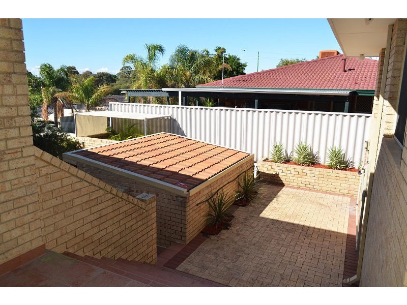 6 Allis Heights, Yangebup WA 6164