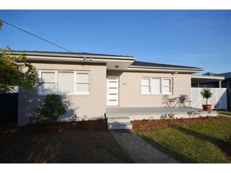 28 Colyer Avenue, Nowra NSW 2541