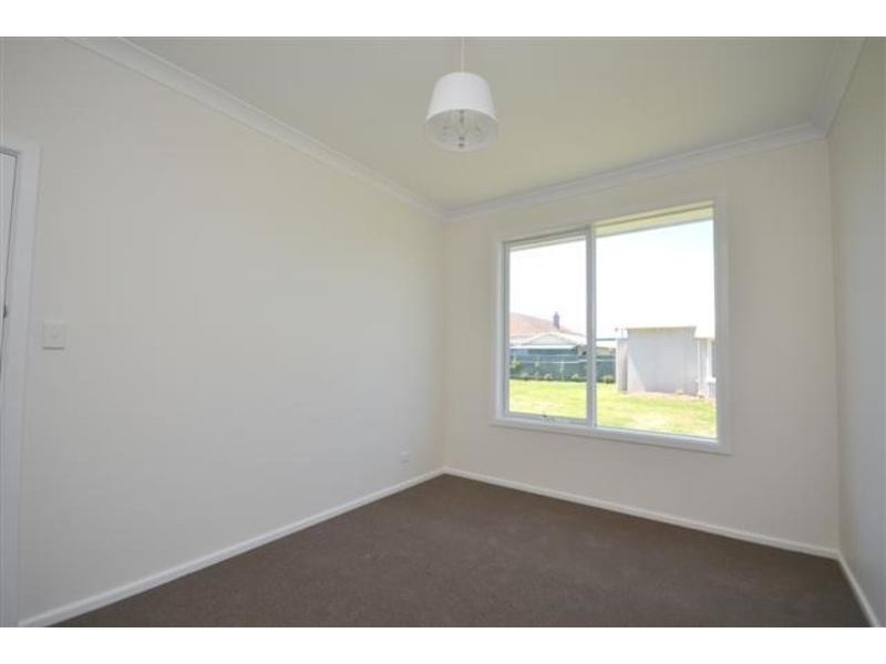 28 Colyer Avenue, Nowra NSW 2541