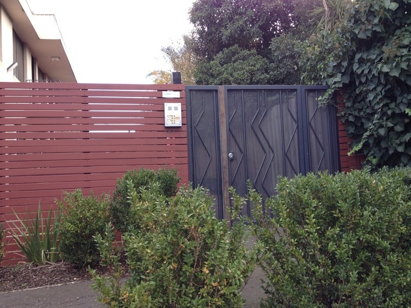 3/807 Sydney Rd, Coburg North VIC 3058