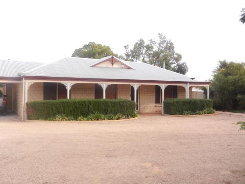 321 Wattleup Road, Wattleup WA 6166