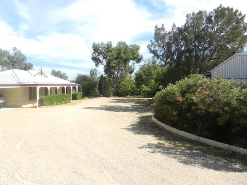 321 Wattleup Road, Wattleup WA 6166