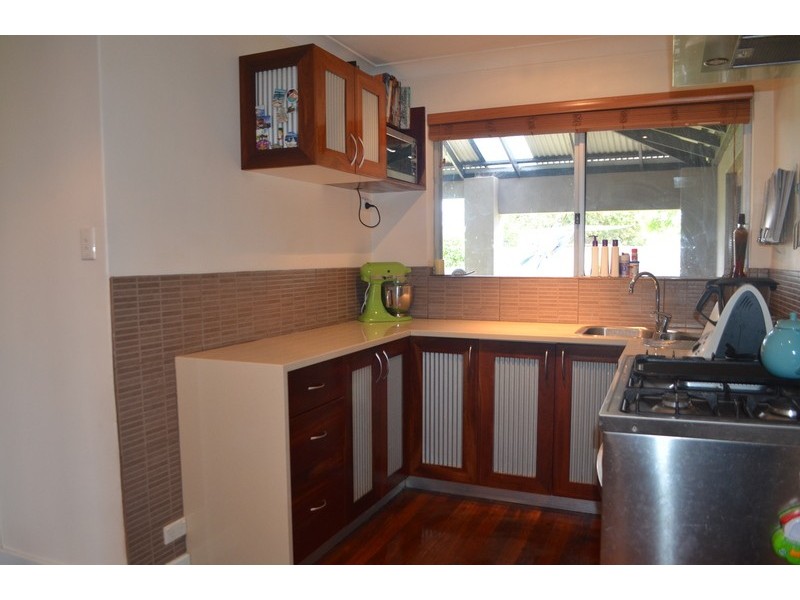 88  June Road, Safety Bay WA 6169