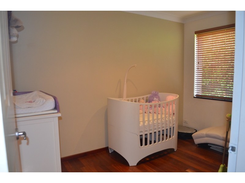 88  June Road, Safety Bay WA 6169