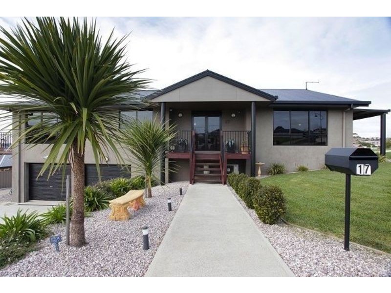 17 Rowena court, Devonport TAS 7310