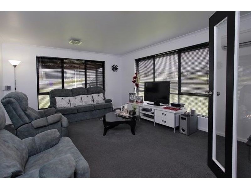 17 Rowena court, Devonport TAS 7310