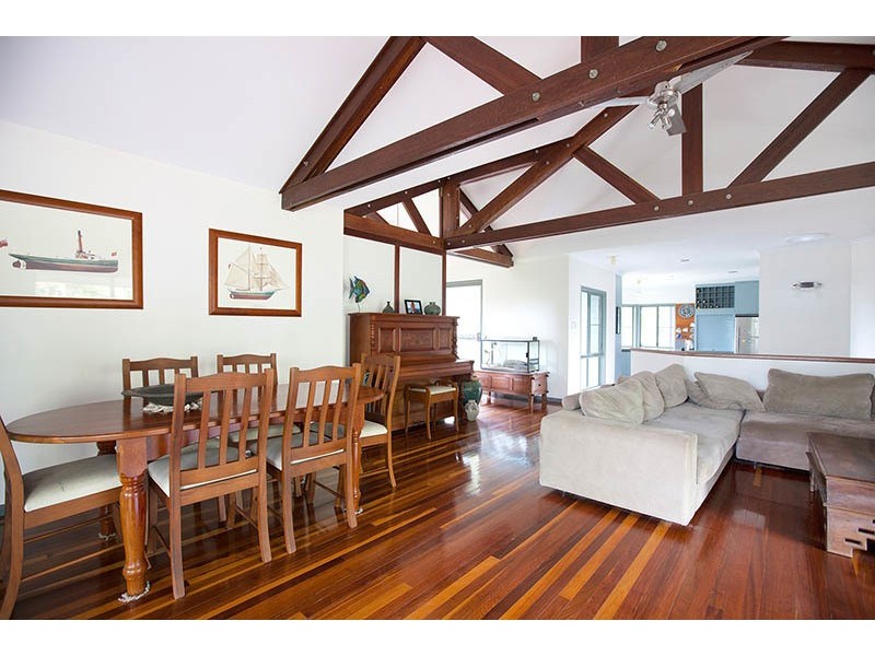 14 Admiral Drive, Dolphin Heads QLD 4740