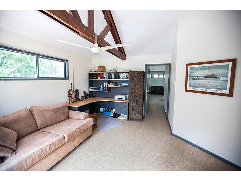 14 Admiral Drive, Dolphin Heads QLD 4740