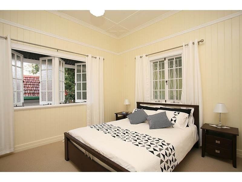 66 Menin Road, Corinda QLD 4075