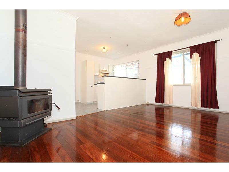 10 MOORE STREET, Logan Central QLD 4114