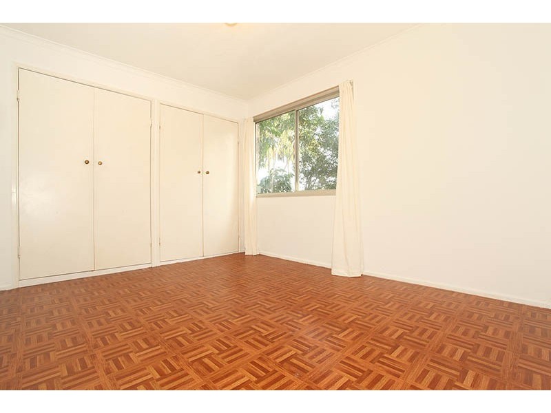 10 MOORE STREET, Logan Central QLD 4114