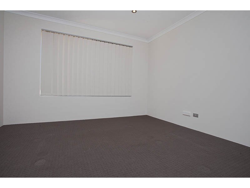 7 Ferrara Way, Girrawheen WA 6064