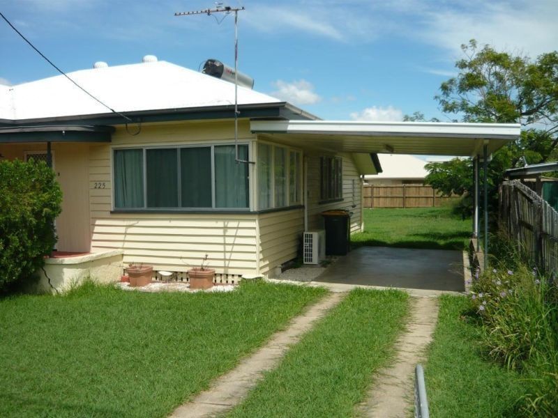 225 Skardon Street, Berserker QLD 4701