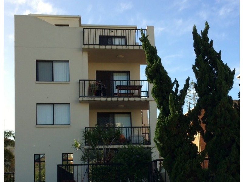 5/35 Britannia Ave, Broadbeach QLD 4218