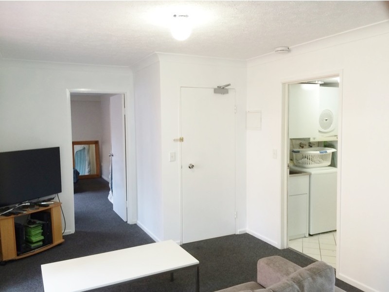5/35 Britannia Ave, Broadbeach QLD 4218