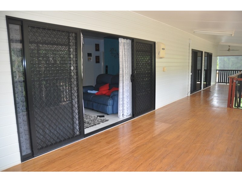 8 Bauhinia ave, Trunding QLD 4874