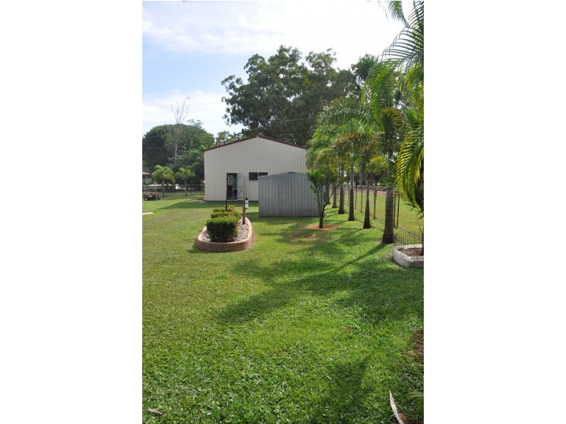 8 Bauhinia ave, Trunding QLD 4874