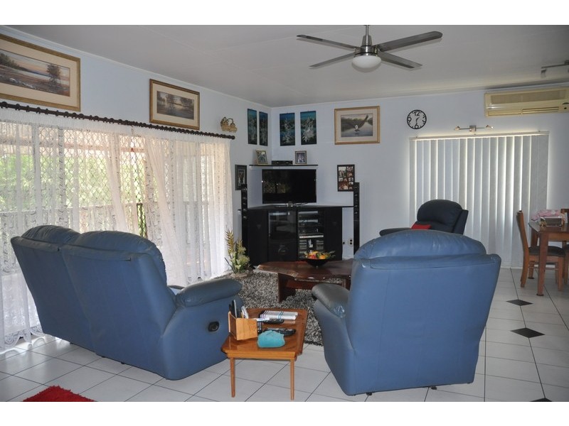 8 Bauhinia ave, Trunding QLD 4874