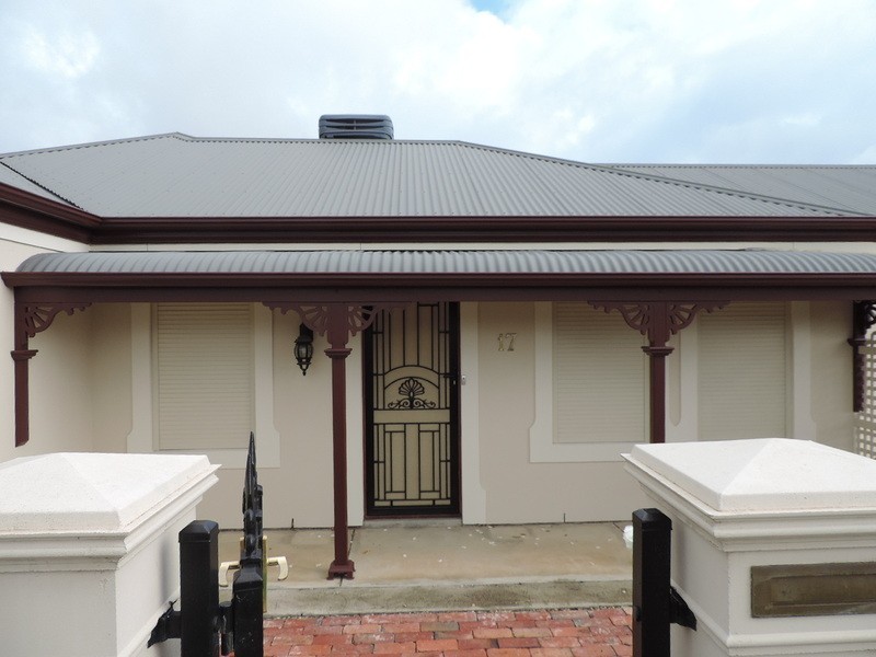 17 Blyth Street, Clearview SA 5085