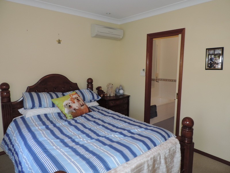 17 Blyth Street, Clearview SA 5085