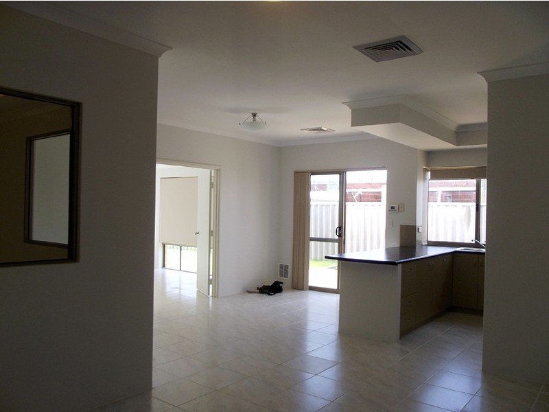 5 Peaceful Bay Prom, Secret Harbour WA 6173