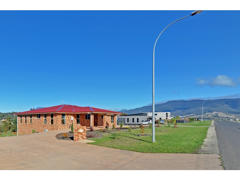 1/18 Rachel Crescent, Old Beach TAS 7017