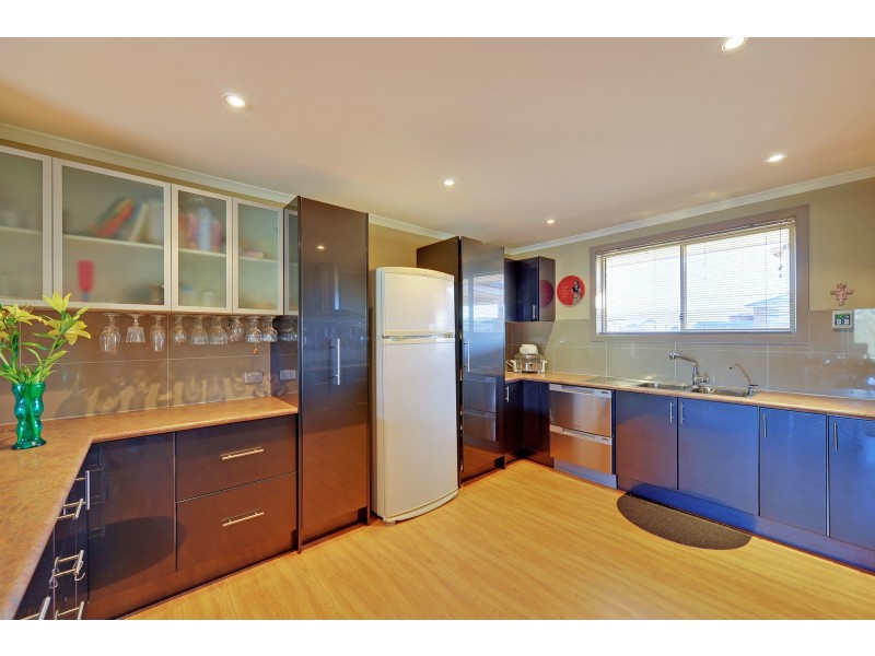 1/18 Rachel Crescent, Old Beach TAS 7017