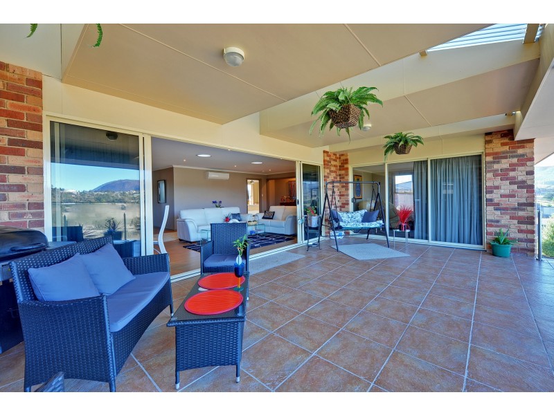 1/18 Rachel Crescent, Old Beach TAS 7017