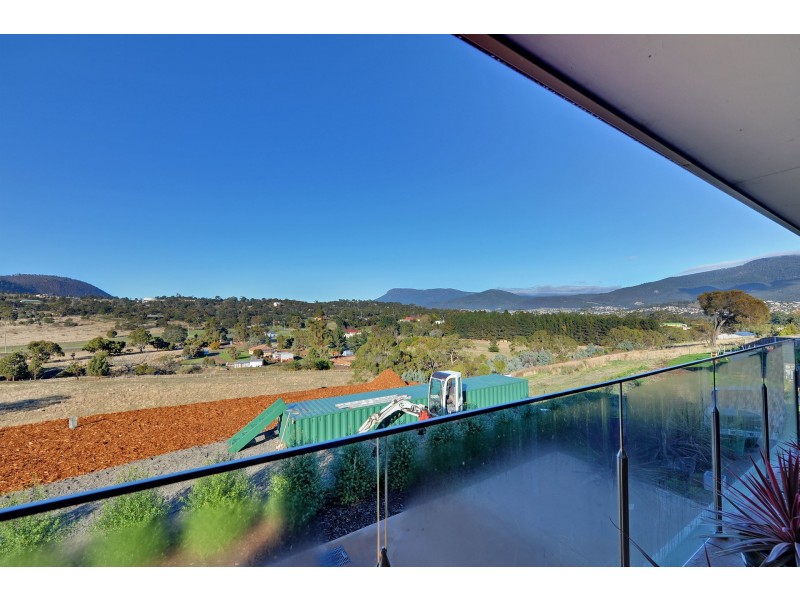 1/18 Rachel Crescent, Old Beach TAS 7017