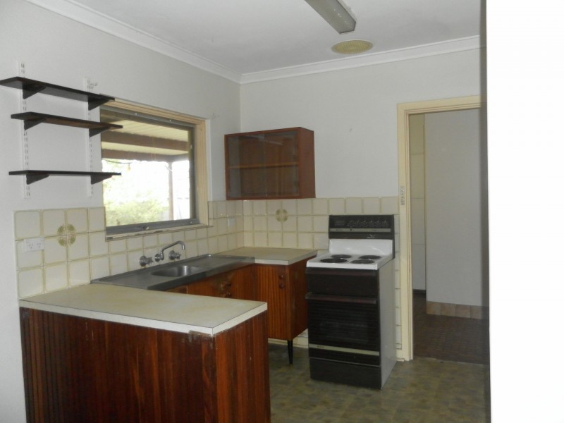 24 Cameron Street, Embleton WA 6062