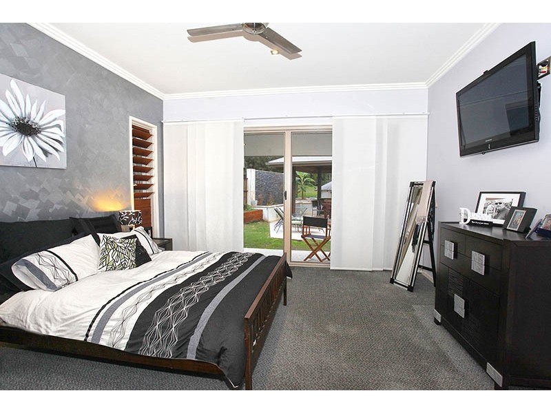 55 Monarch Place, Mons QLD 4556