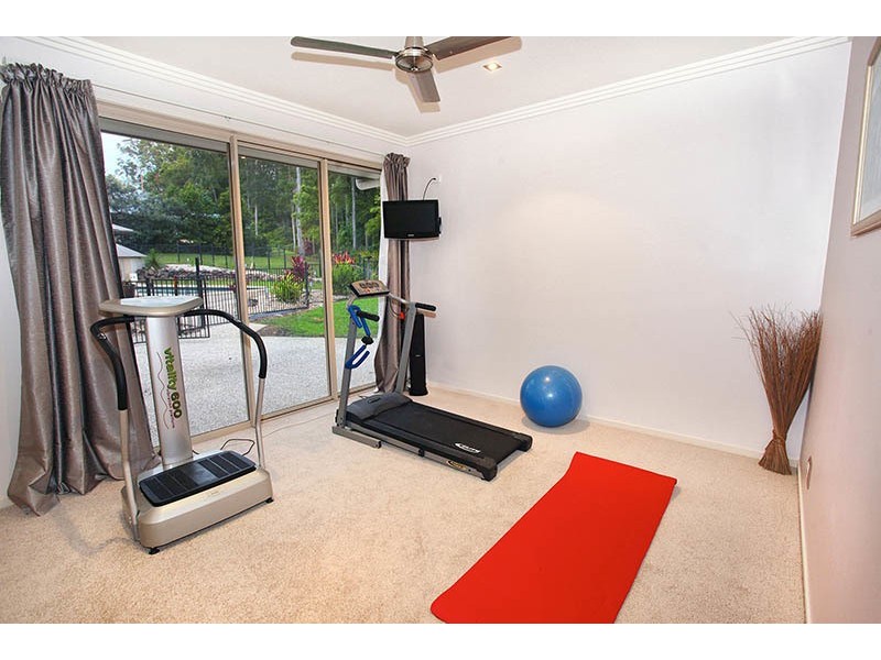 55 Monarch Place, Mons QLD 4556