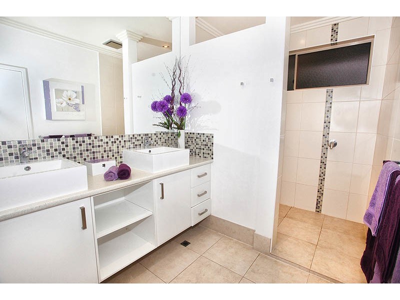 55 Monarch Place, Mons QLD 4556